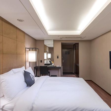 Hotel The Designers Yeouido Seoul Ngoại thất bức ảnh
